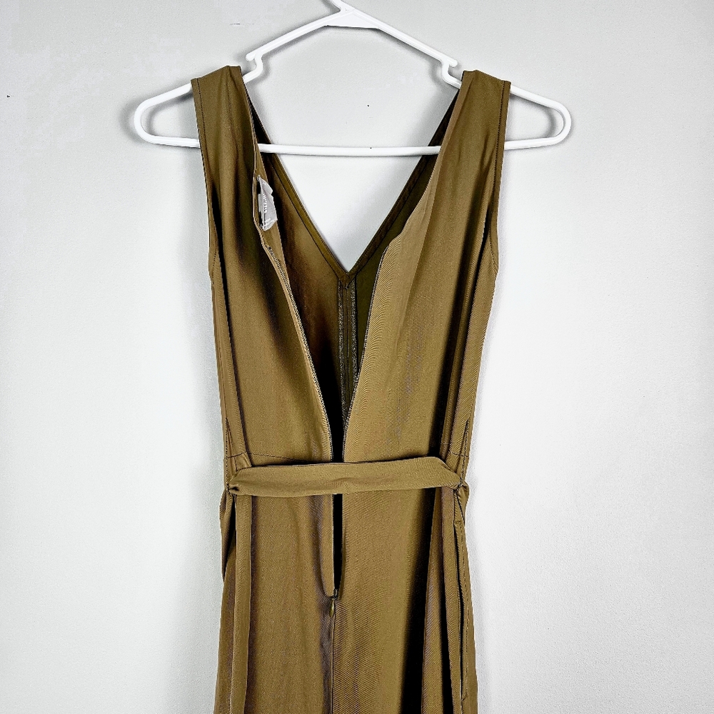 Everlane Japanese GoWeave Essentials Jumpsuit in Olive Green - Picture 5 of 9